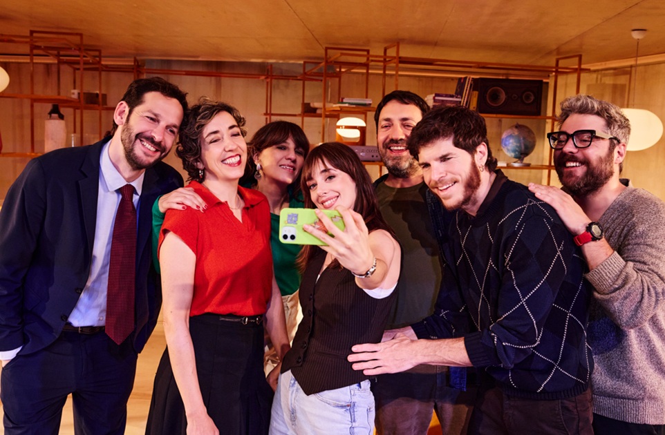 Teatre: Perfectes desconeguts